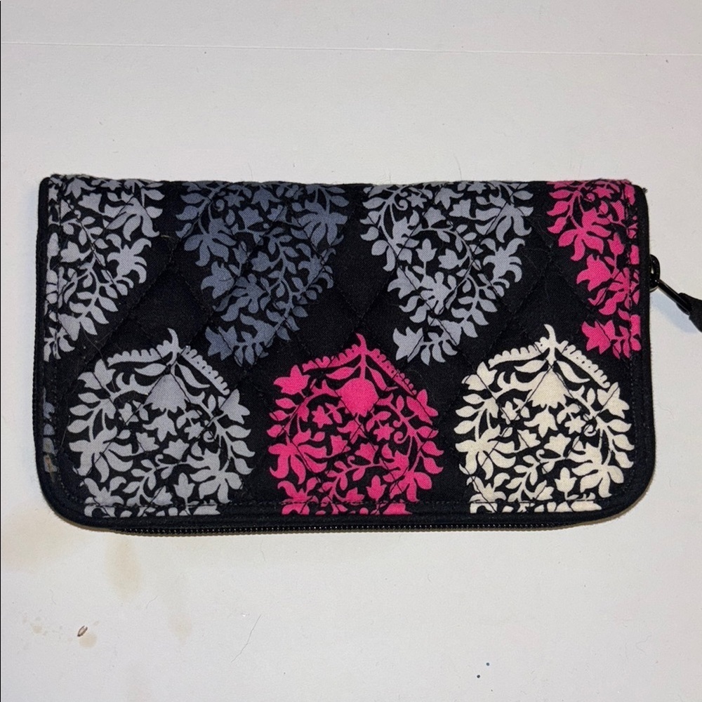 VERA BRADLEY QUILTED WALLET/CLUTCH
BLACK PINK SHADES OF GRAY